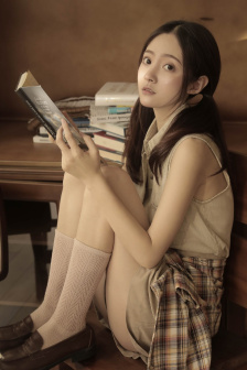 电波女与青春男